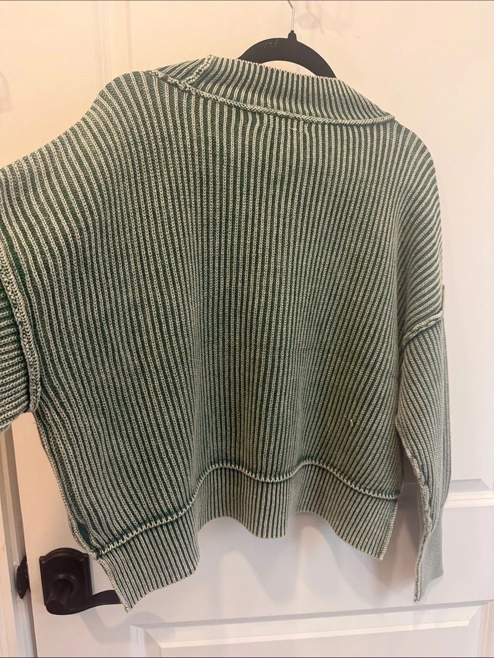 ZENANA Ribbed Green Crewneck Women's Sweater S/M